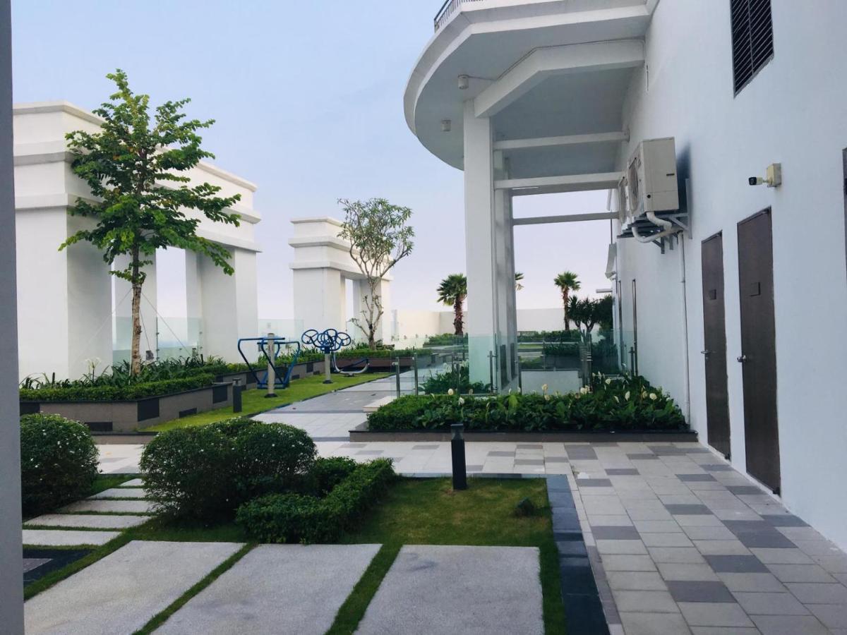 Gold Bee Dormitary Service Apartment Cidade de Ho Chi Minh Exterior foto