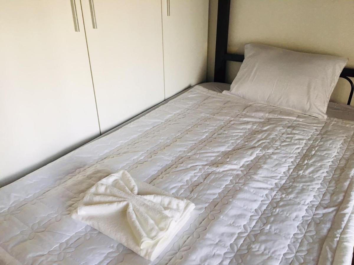 Gold Bee Dormitary Service Apartment Cidade de Ho Chi Minh Exterior foto